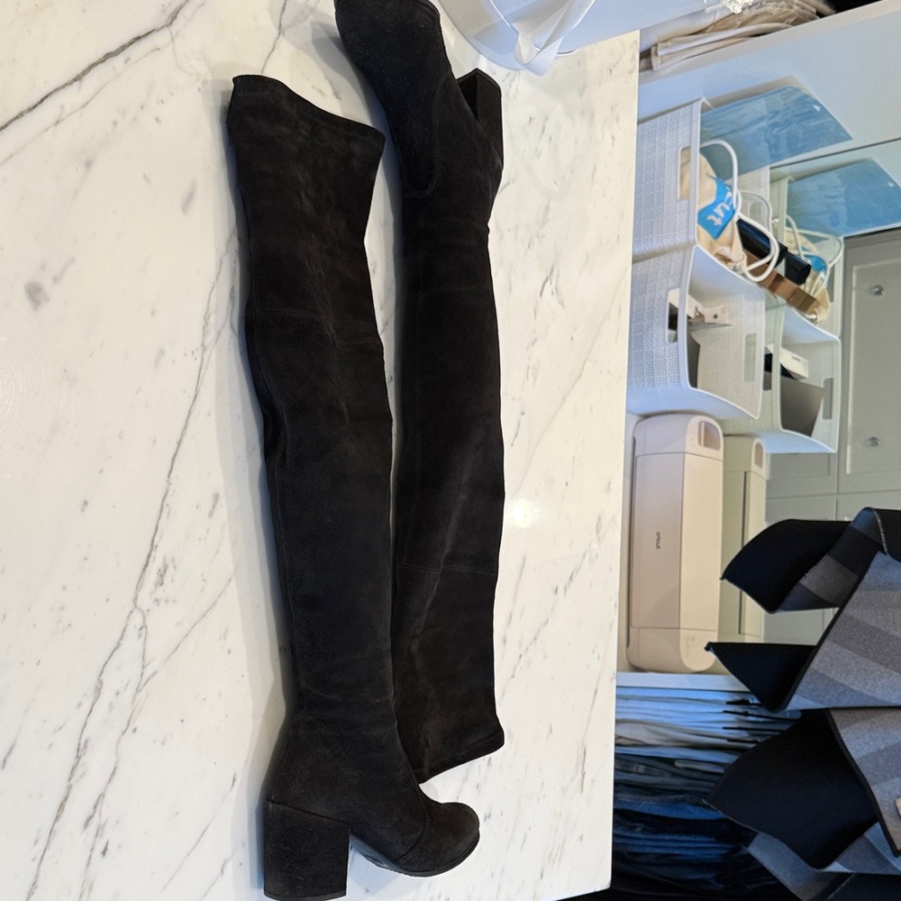Stuart weitzman suede tieland boots size 7.5